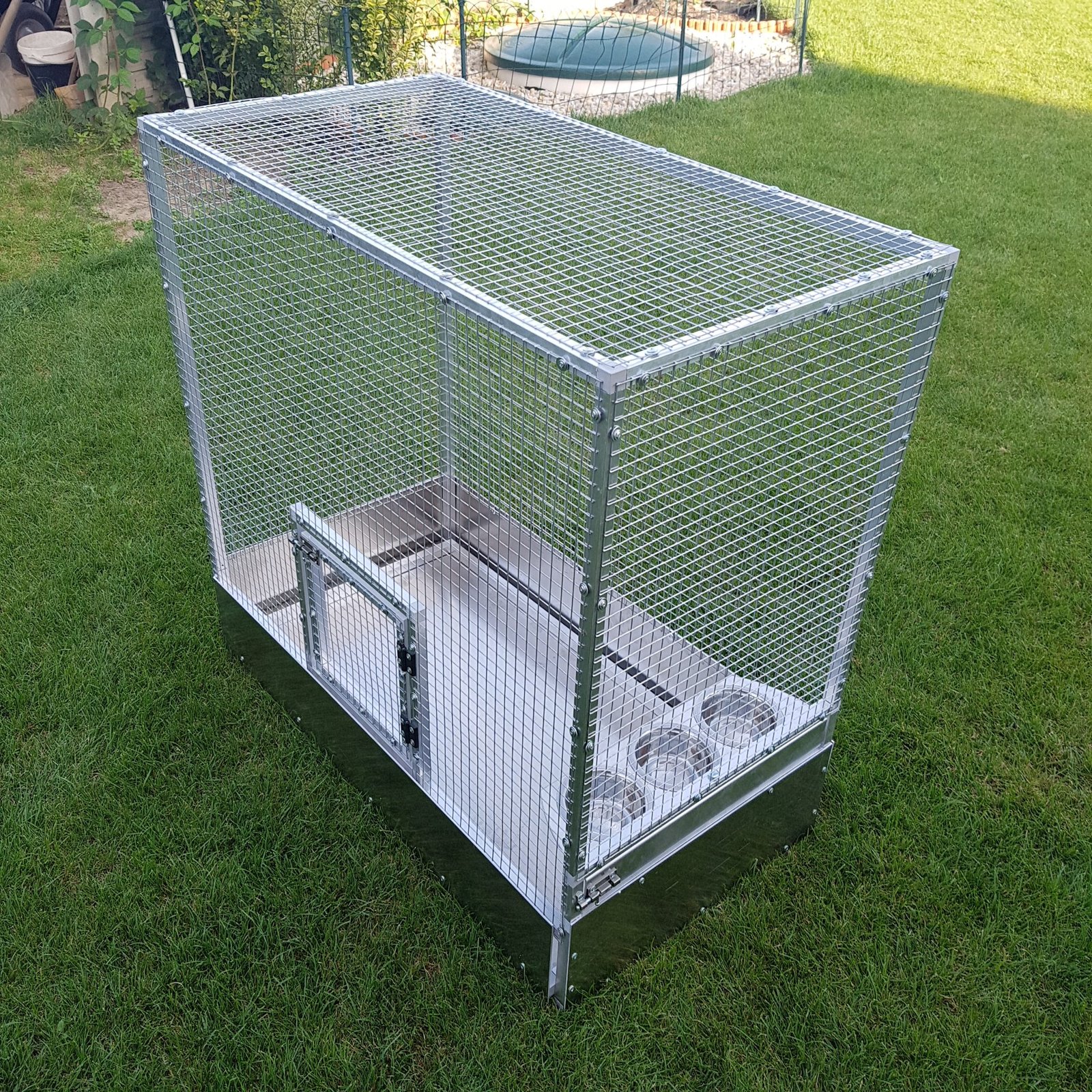 Voliéry pre vtákov Voliéry pre vtákov